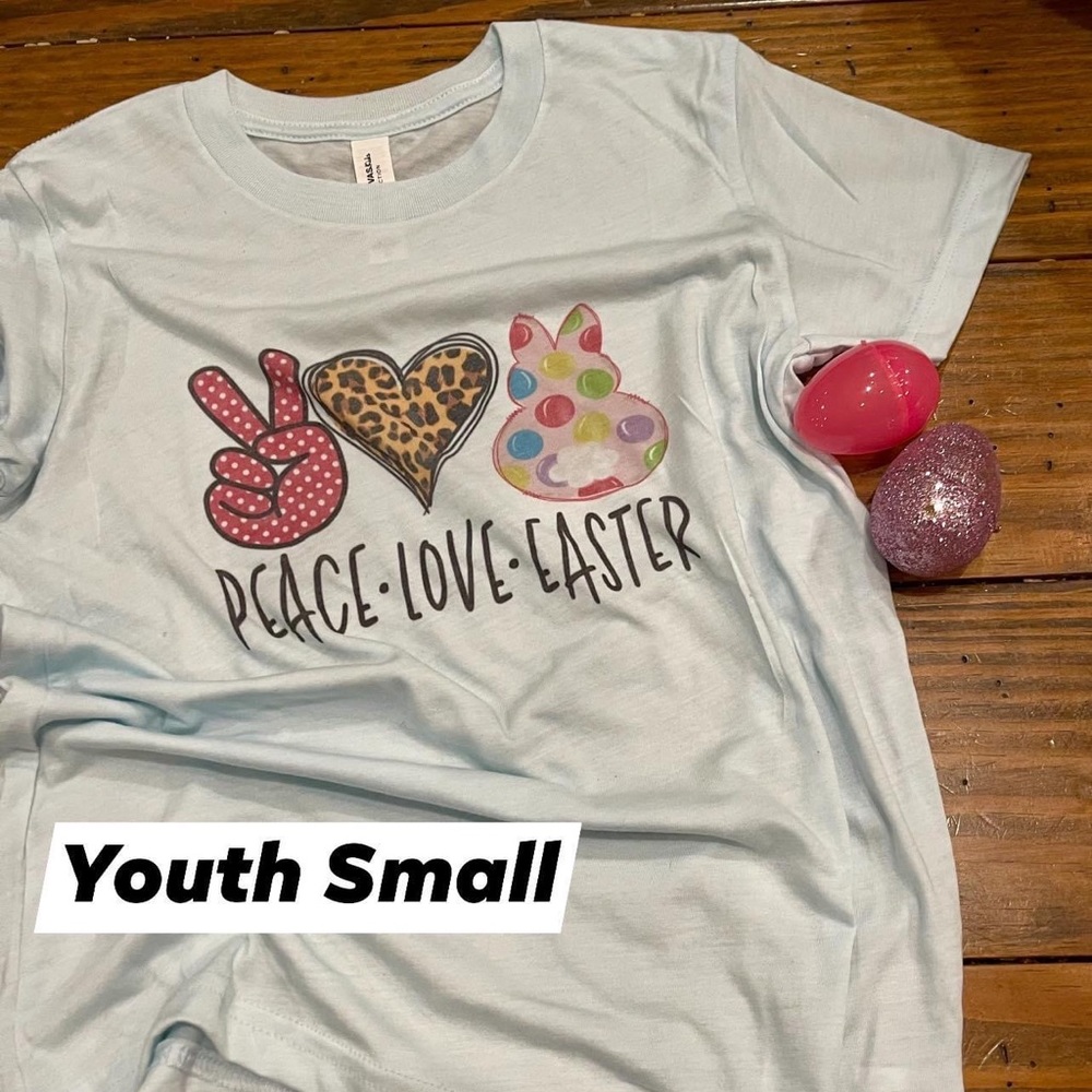 Hi guys! Would go perfect with white or regular jeans! 🤍🤍🤍